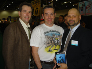 John Chatterton & Richie Kohler from the Wreck Detectives show buy a copy of the new bible ;-)